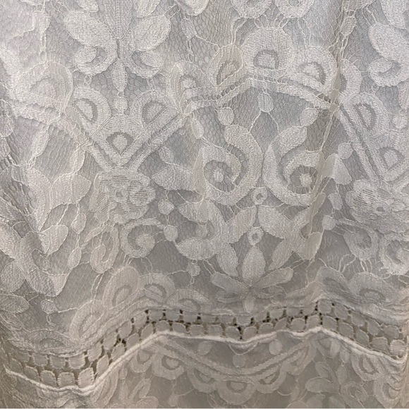 Black Tie Lady THE MEDINDIE DRESS WHITE with open lace boho backless dress - Picture 7 of 13